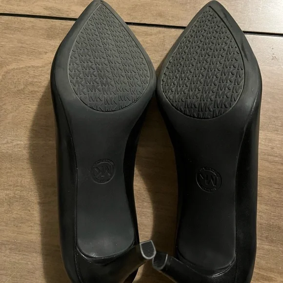 Michael Kors Black Leather Stiletto Heels - Picture 5 of 6